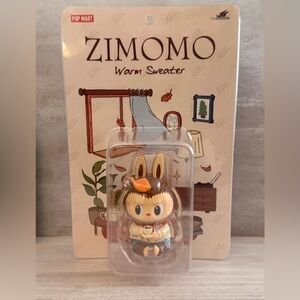 Zimomo Warm Sweater Action Figure - Brown and Orange